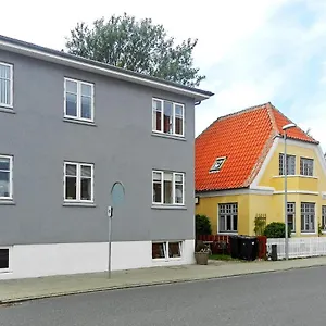 4 Person In Danmark