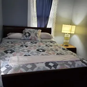 Homestay Royalbluecozy, New York