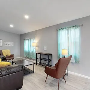 https://cheerful-lower-unit-with-2-kings-highspeed-wifi.seedenverhotels.com